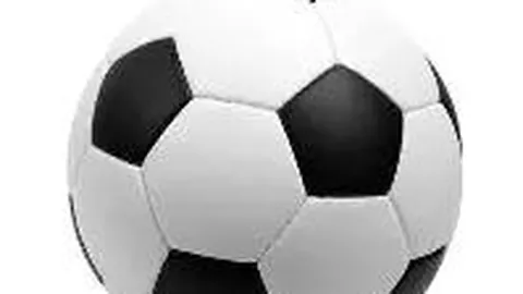 杨迪否认亿元豪宅传闻：购房资格尚不具备