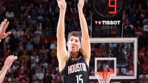 开云平台网站勒沃库森的赞助商 产品 095927 fx5